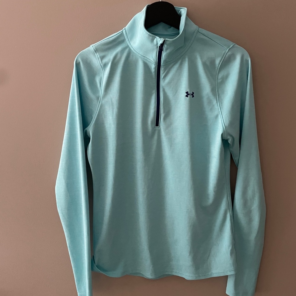 Under Armour Women’s Quarter Zip Long Sleeve Light Blue too size Medium